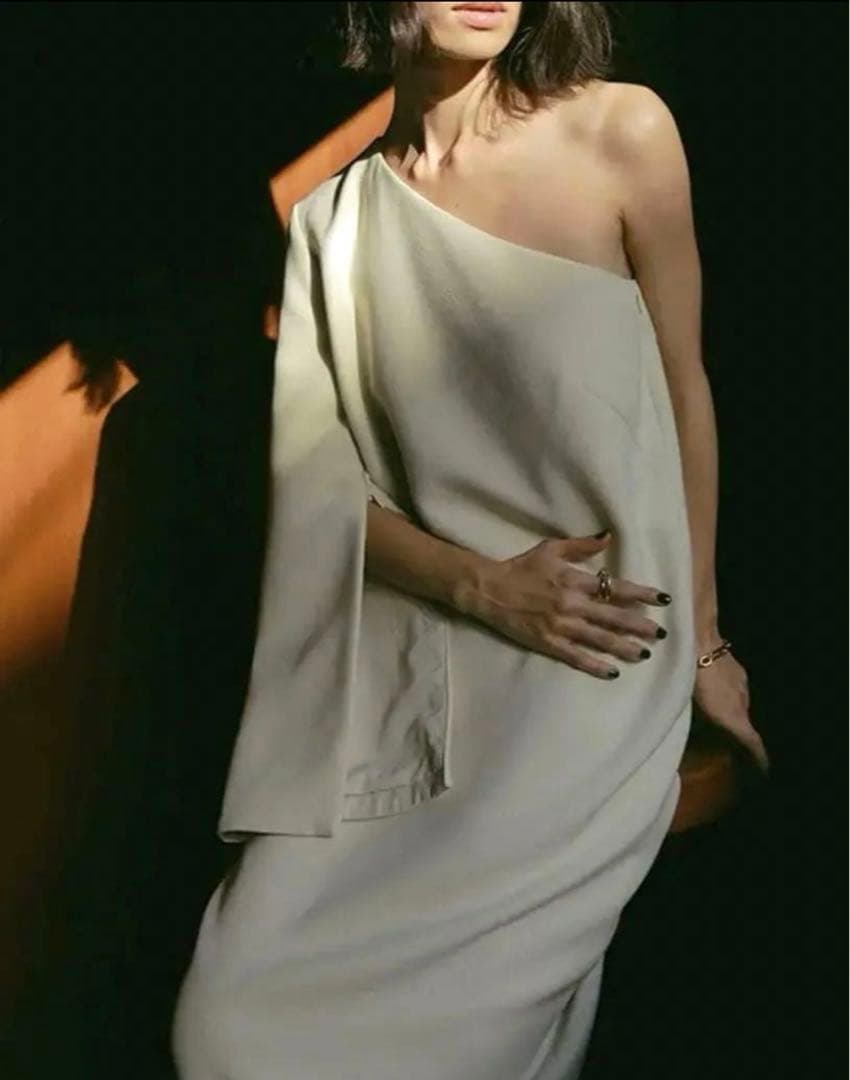 値下げ★エトレトウキョウ　2wayスリーブドレス　ワンショルダーワンピース