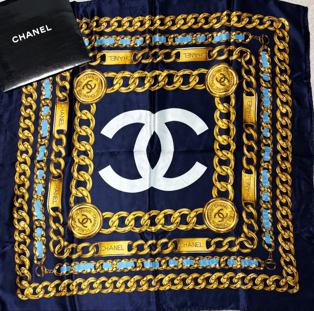 シャネル　CHANEL スカーフ　ココマーク　チェーン