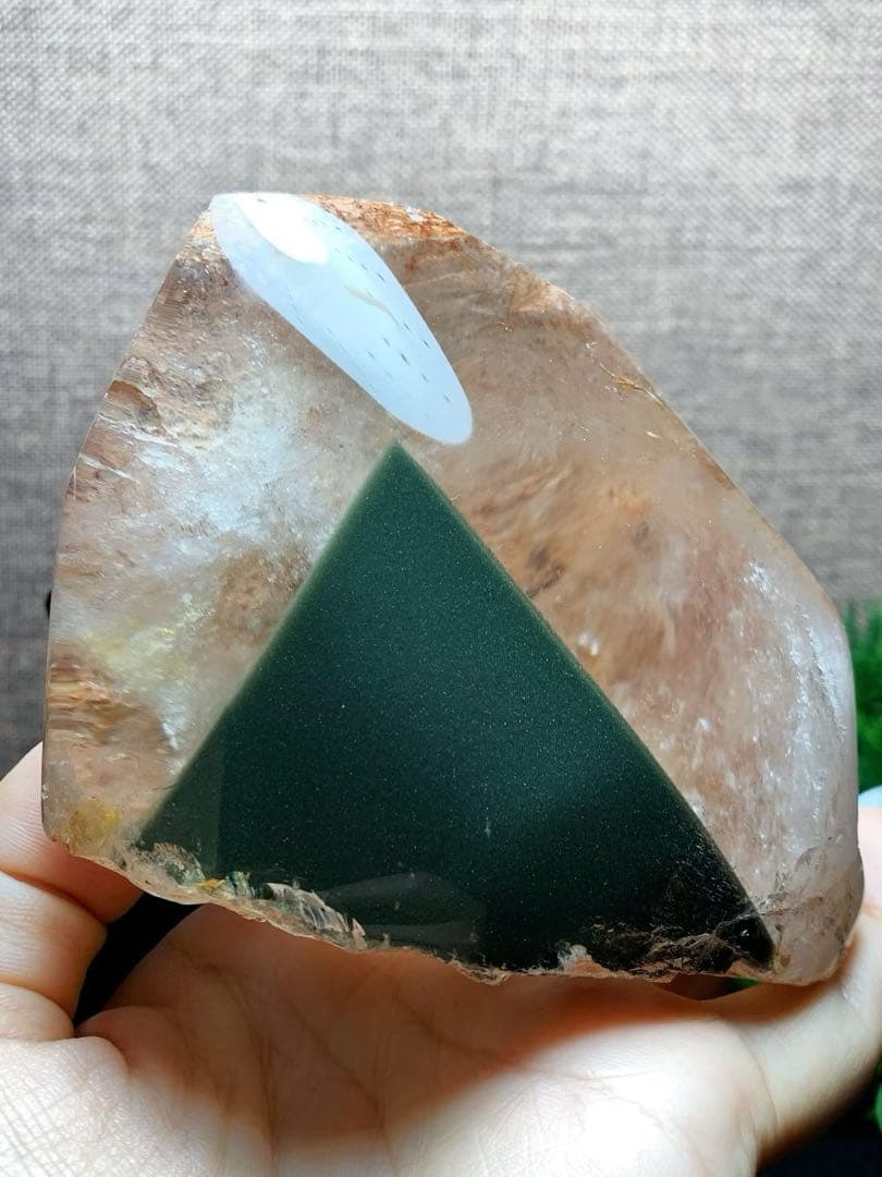 ⭐︎【極上品】天然 グリーン ガーデン クォーツ 置物 688g