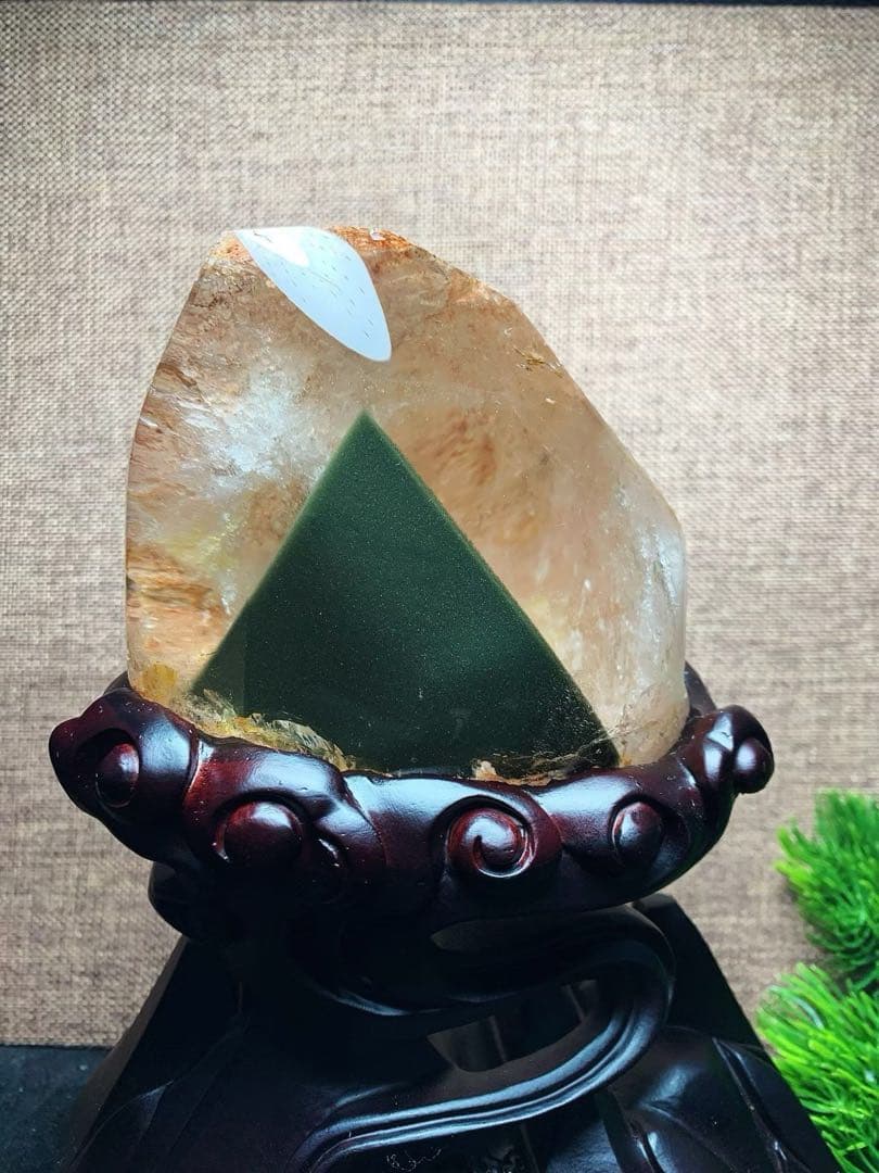 ⭐︎【極上品】天然 グリーン ガーデン クォーツ 置物 688g