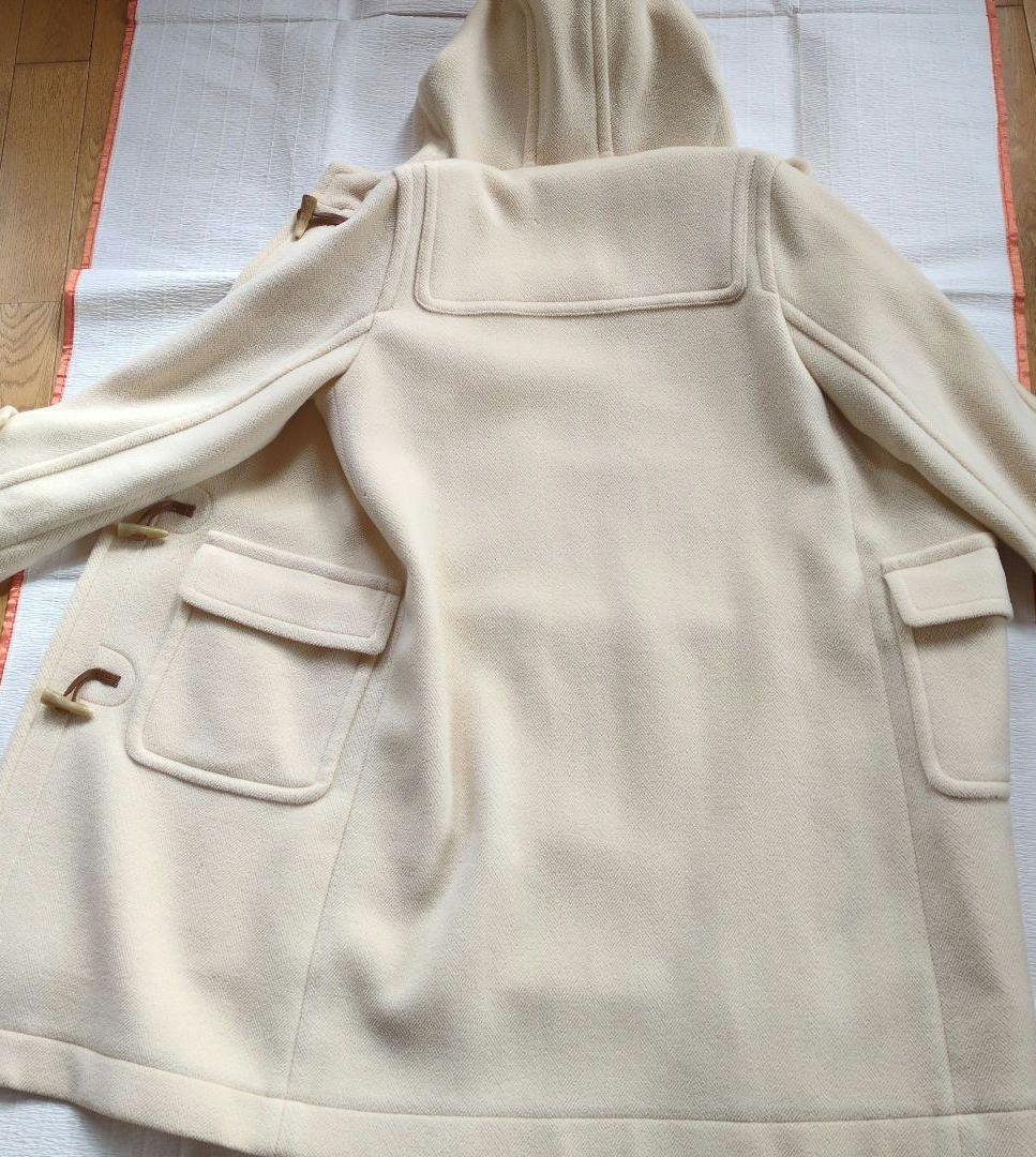 BURBERRY　レディース　ダッフルコート　フード付き　40　 生成色