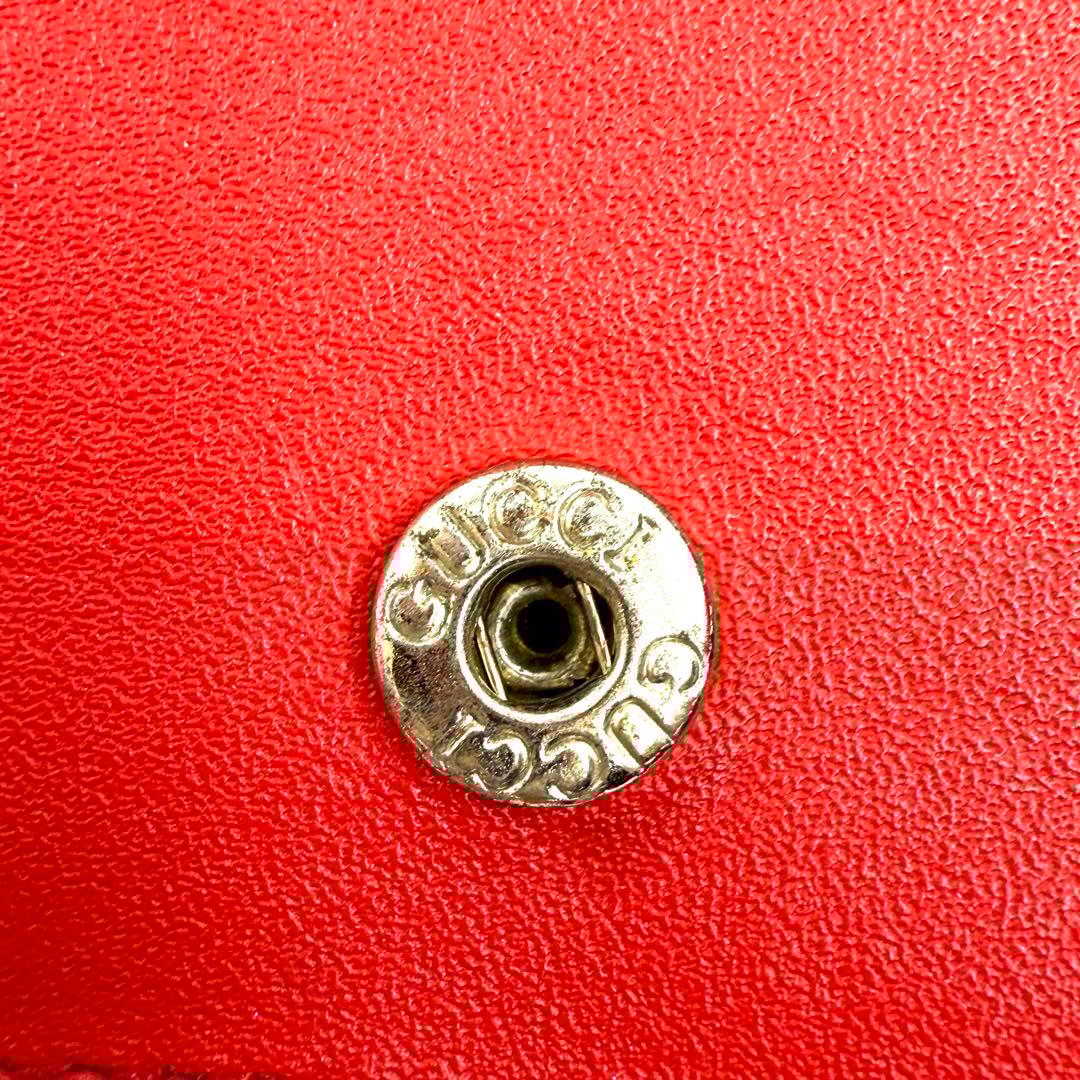 【みー】GUCCI グッチ二つ折り財布 GGスプリーム アニマルPVC