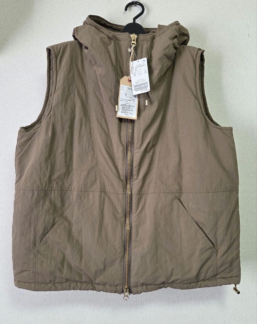 新品 REMI RELIEF ダウンベスト