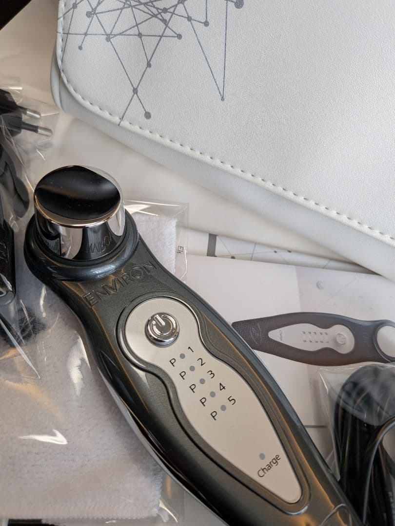 エンビロン エレクトロソニック ＤＦモバイル スキンケアデバイス 新品同様