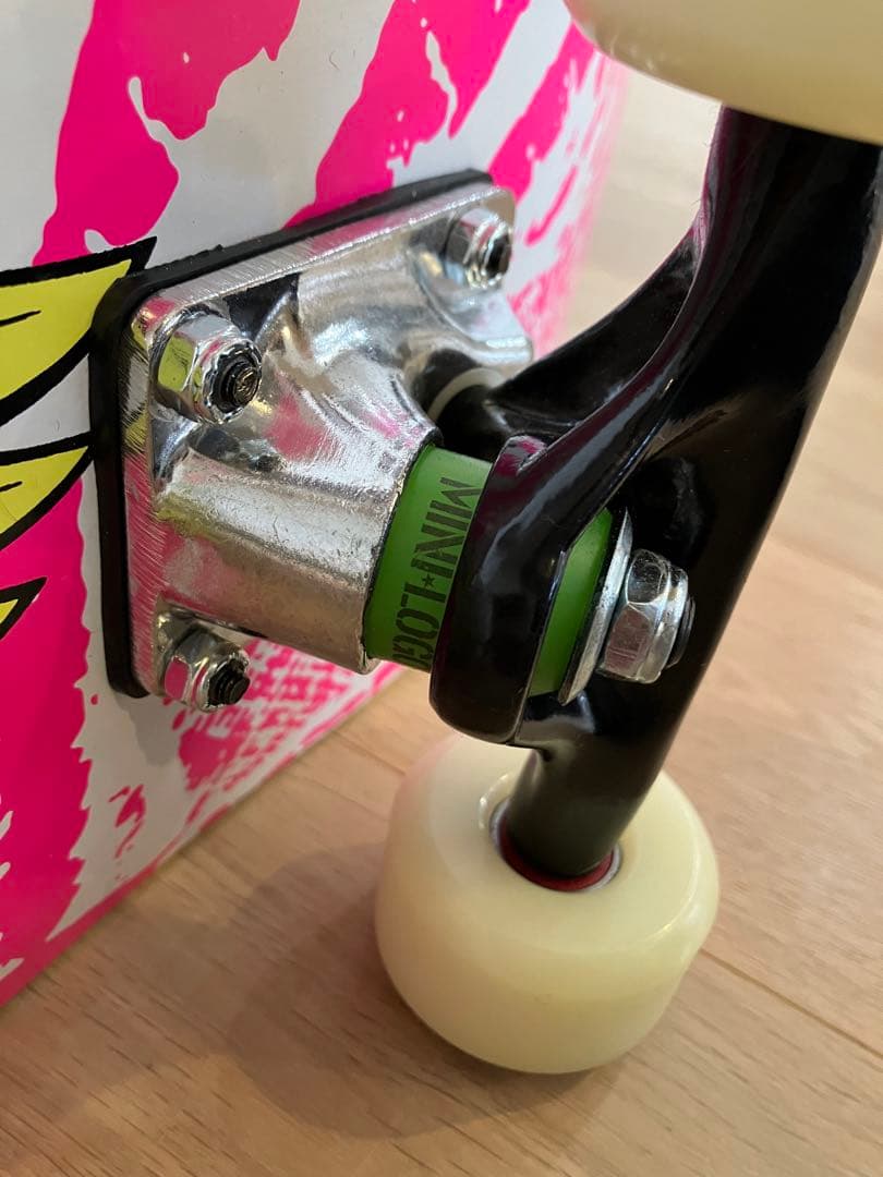 【新品同様】スケートボードコンプリート　7インチ　年中〜小学校低学年