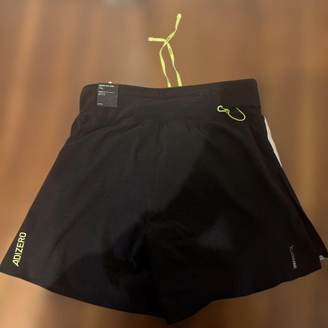 adidas ADIZERO SPLIT SHORT ブラック