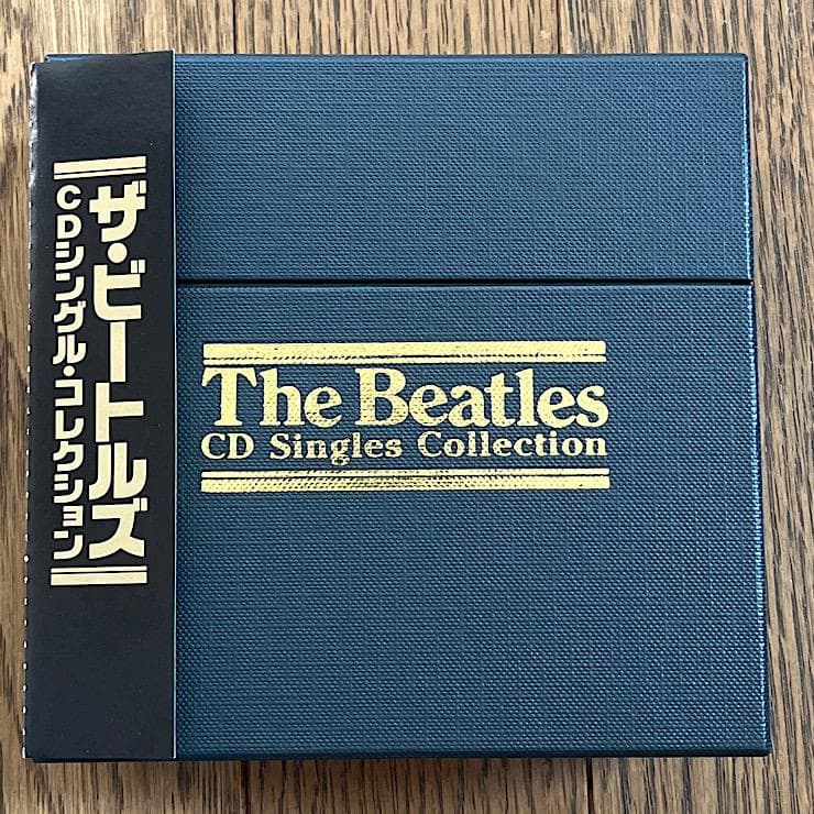 ★新品同様　★ザ・ビートルズ・CDシングル・コレクション