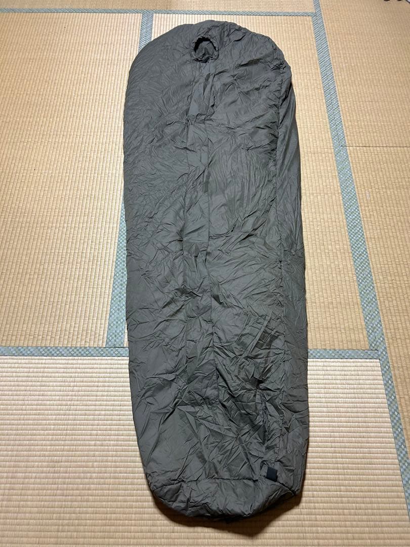 【美品】CARINTHIA ディフェンス4 サイズM カリンシア