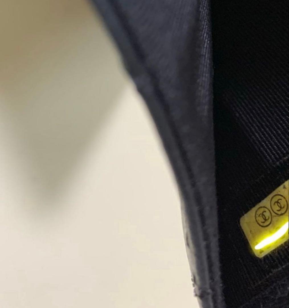 美品 希少 CHANEL キャビアスキン 両開きシャネルマーク金具 三つ折り財布