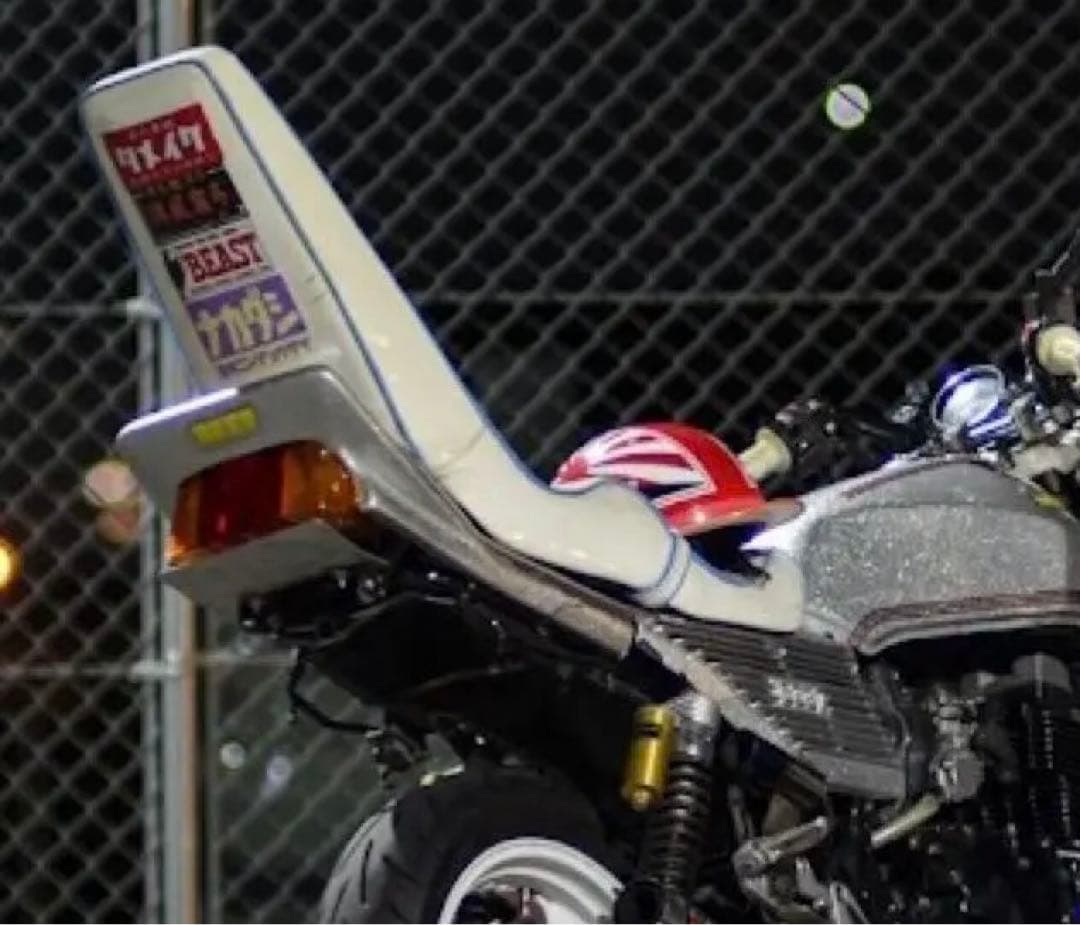 CBX400F墓石三段シート、XJR対応