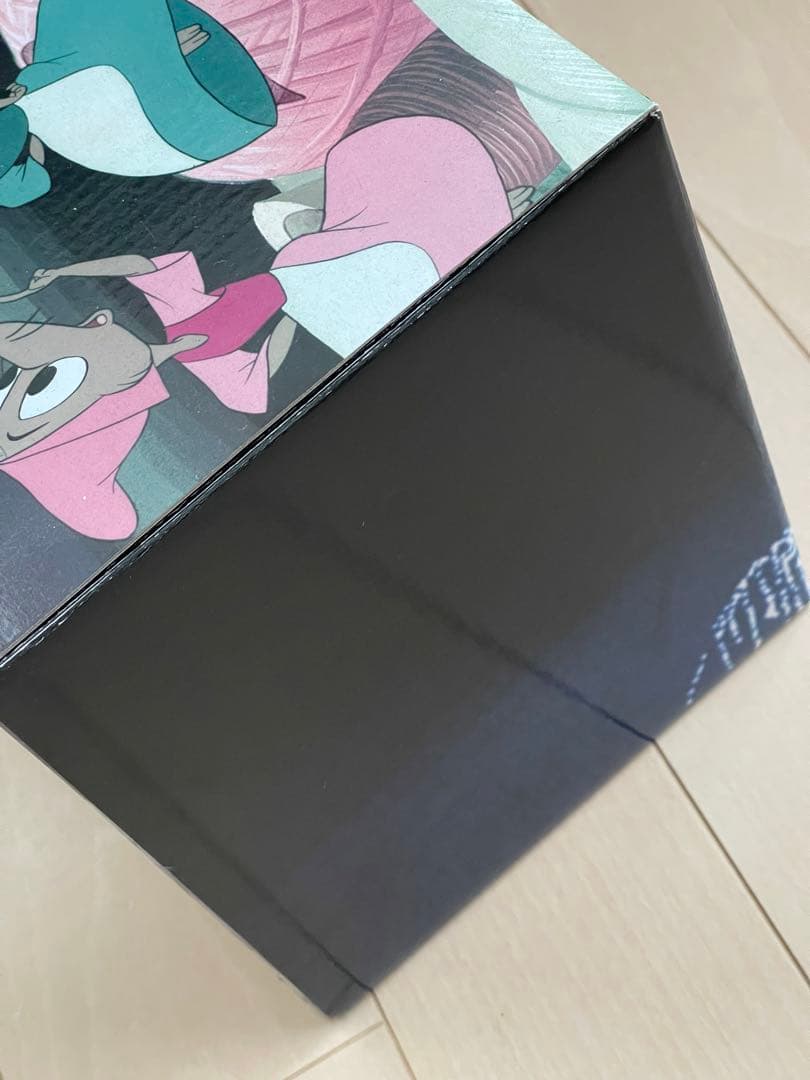 【新品未使用】シンデレラ　70周年　フィギュア　アクセサリーケース　小物入れ