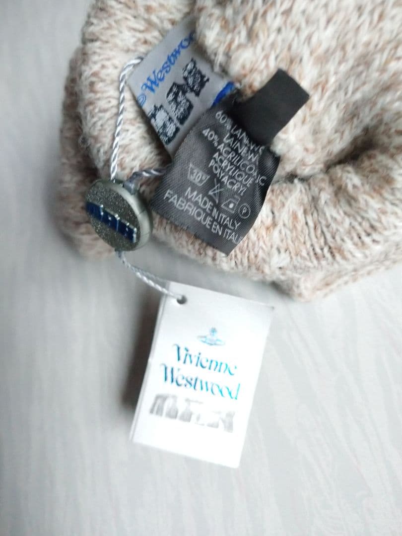 ヴィヴィアンウエストウッド メンズ カラーオーブ刺繍手袋 ベージュ