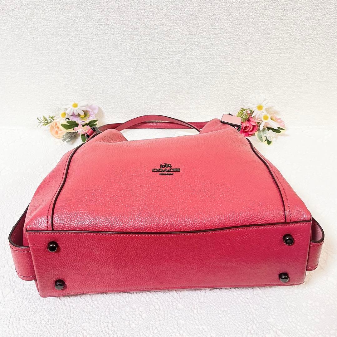 【極美品】COACH コーチ トートバッグ 肩掛け ピンク系 大容量 チャーム付