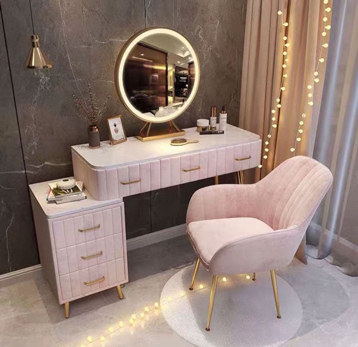 オシャレドレッサー　カラベロア調デスク引き出し3杯LEDミラー　椅子棚4点セット