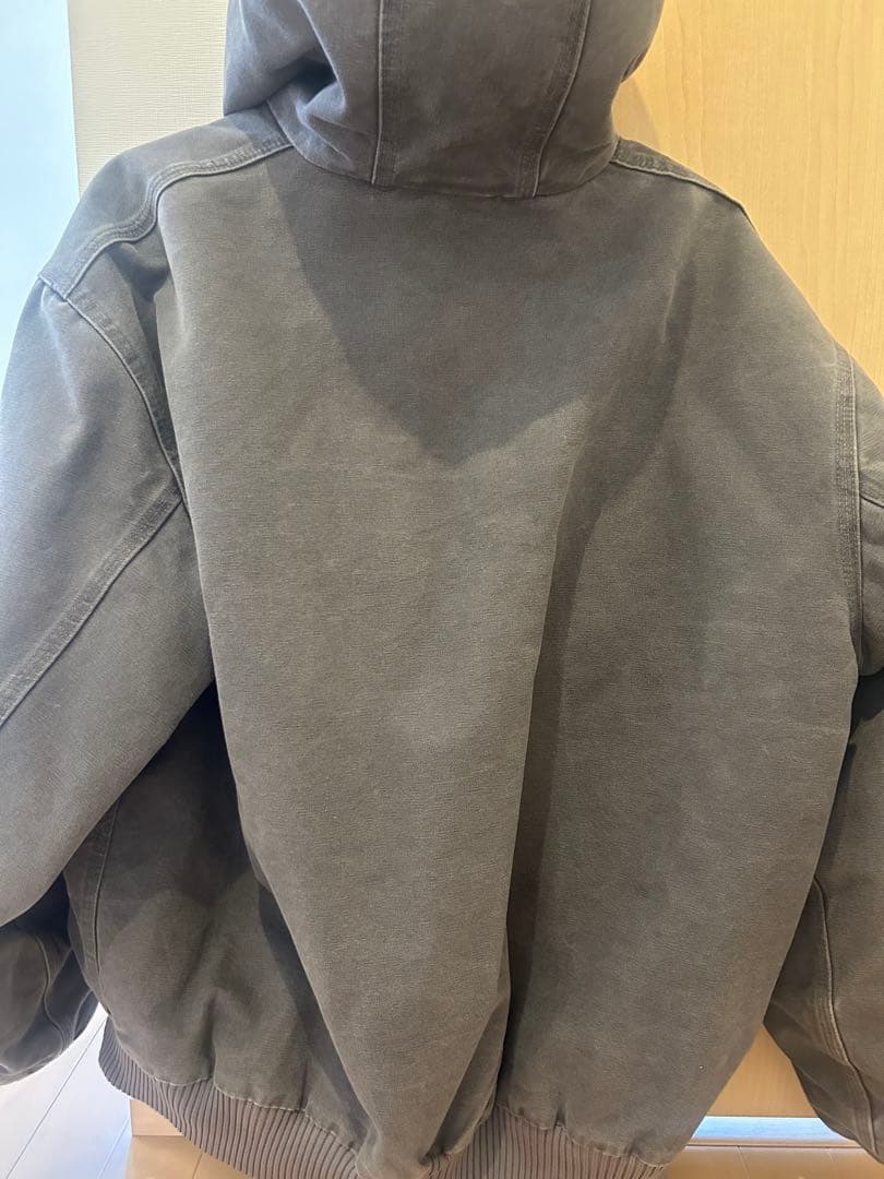 Carhartt グレー アクティブジャケット