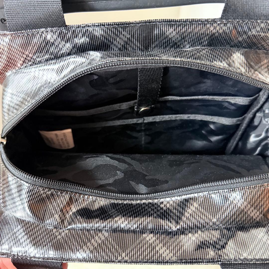 【新品】SWANYスワニー 支えるバッグ　キャリーバッグ　4輪　軽量