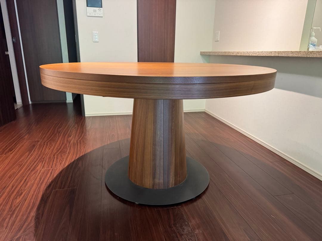 umico　BoConcept⭐︎伸縮可能　ダイニングテーブル