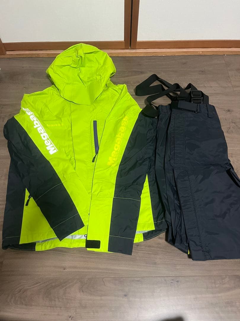 未使用　メガバス レインウエア　XL　MEGABASS　希少