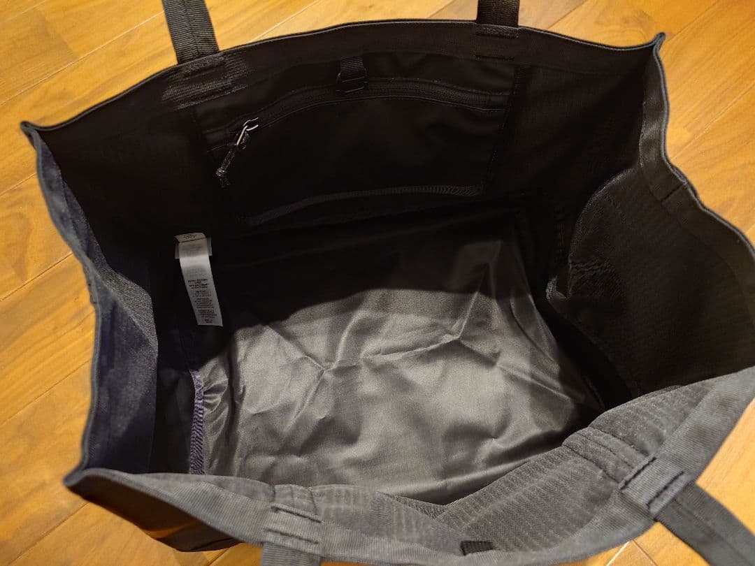 patagonia ブラックホール　トート 25L