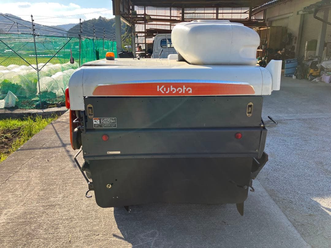 クボタコンバインAR213