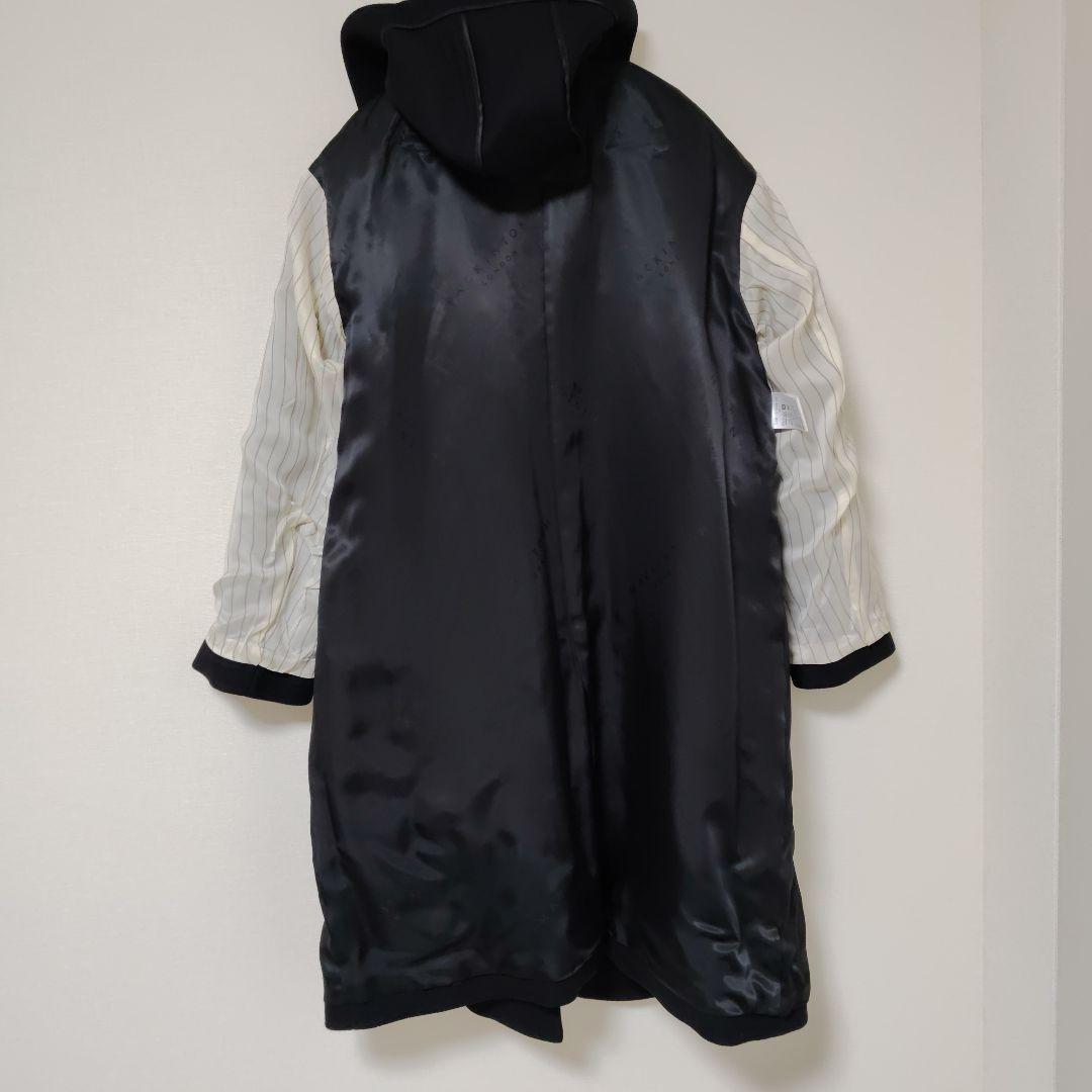 マッキントッシュ　ロンドン　フード付き黒コート