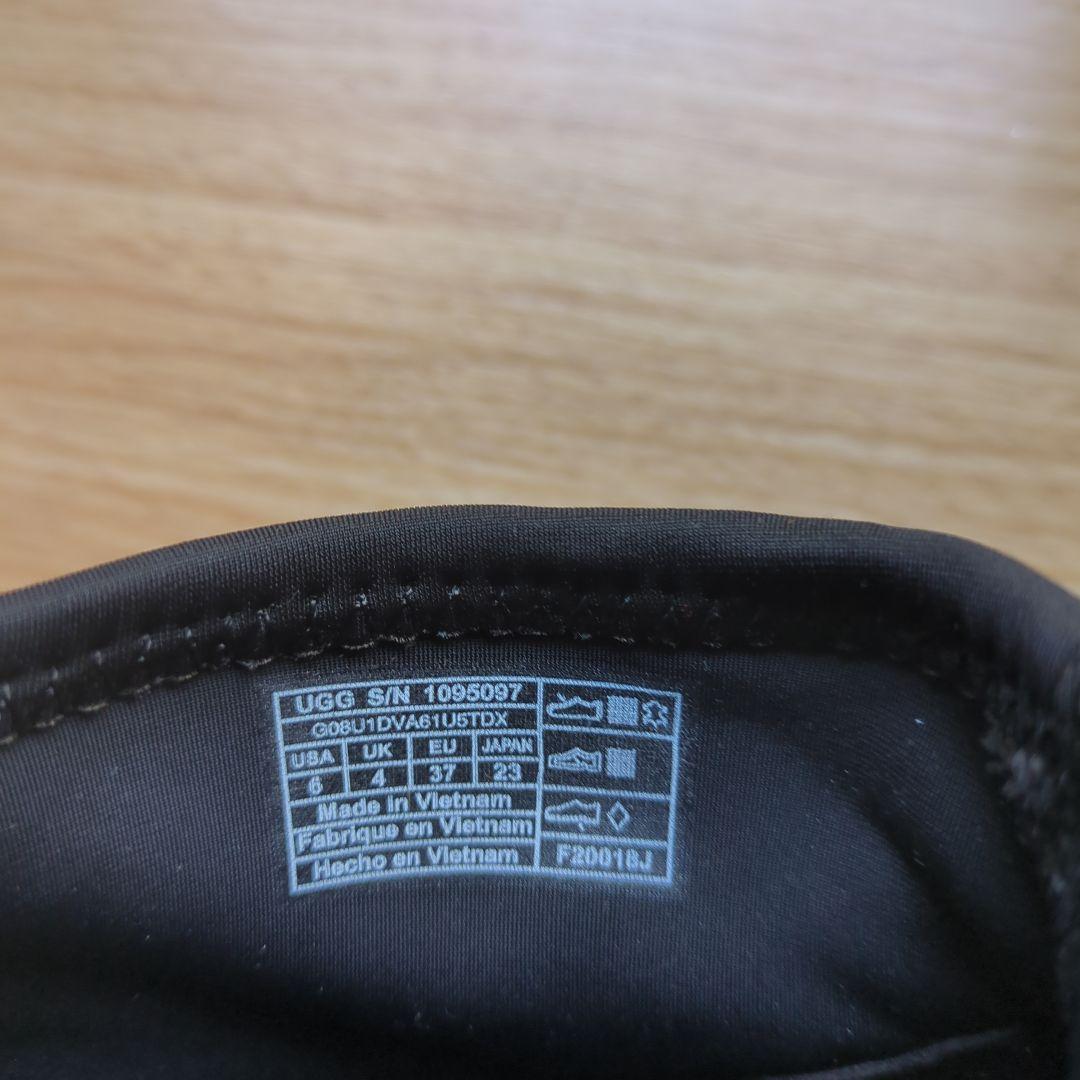 UGG スリッポンシューズ 黒