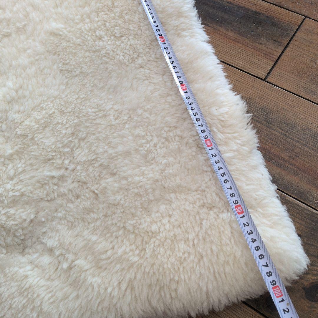 東洋羽毛シングルベッド敷きパッド ムートン　あったかい　アイボリー色