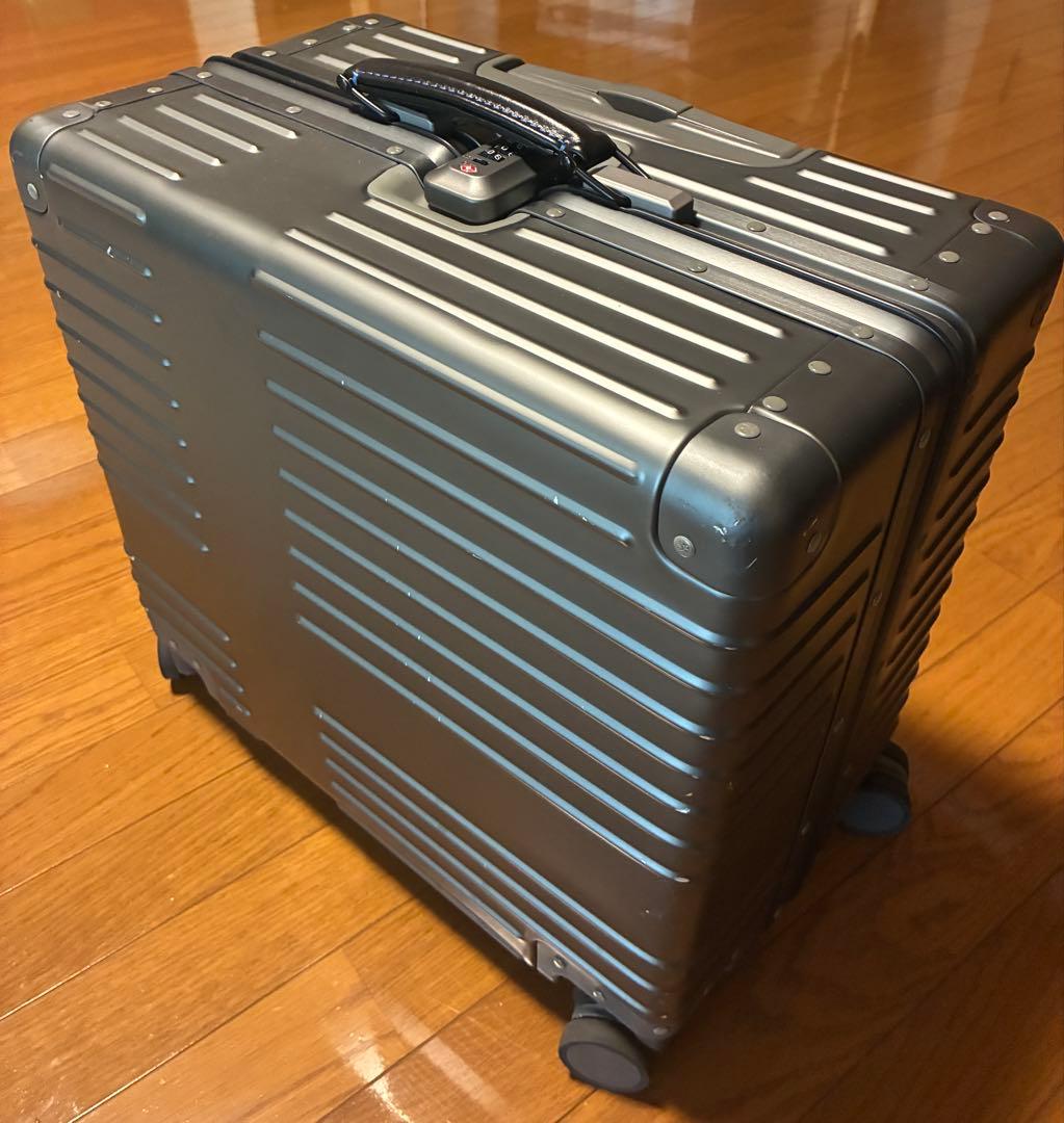 イノベーター スーツケース innovator inv1611 42L