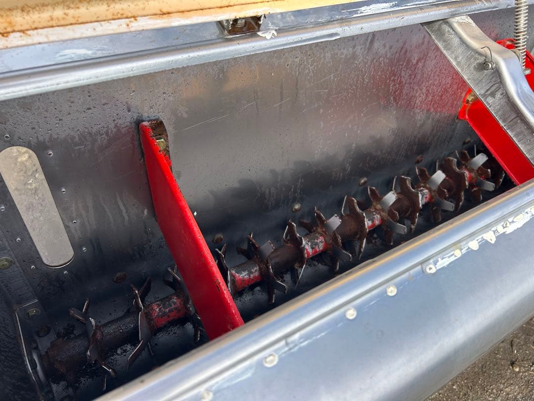 宮崎　STAR 肥料散布機 ライムソワー 石灰　施肥　肥料　　MLS120スター