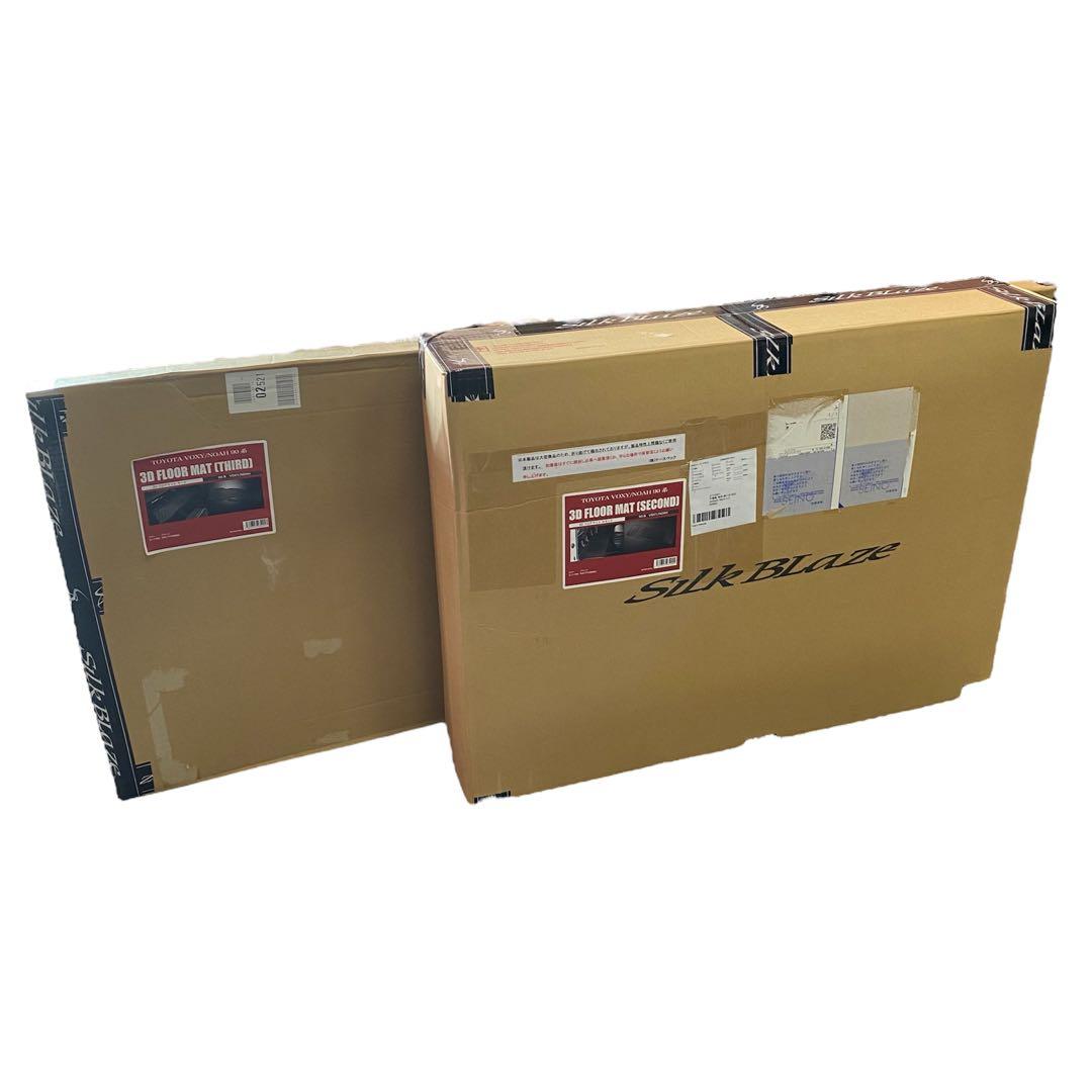 新品未使用 SilkBlaze トヨタ VOXY/NOAH 90系 フロアマット