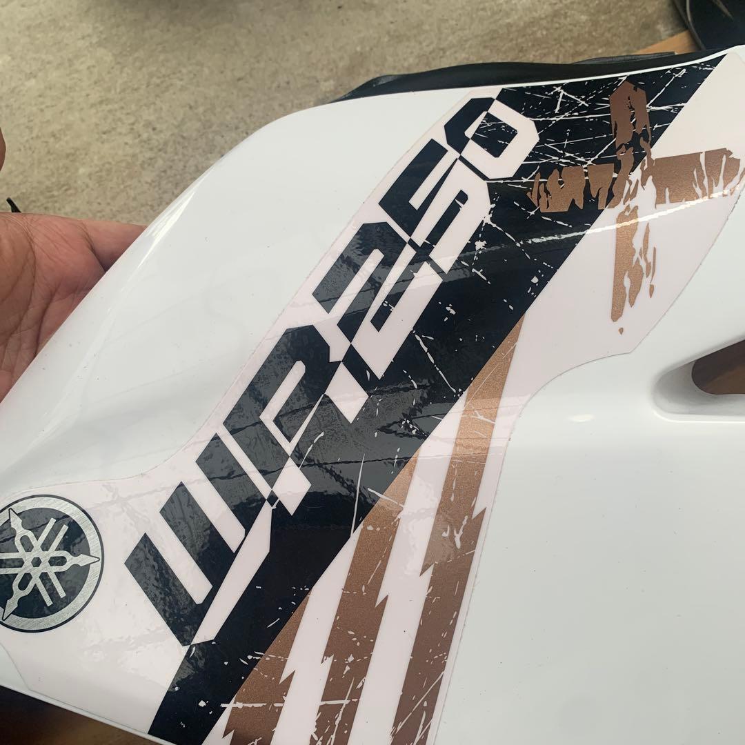 【大幅お値下げ！！】Yamaha WR250 カウルセット ホワイト/ブラック