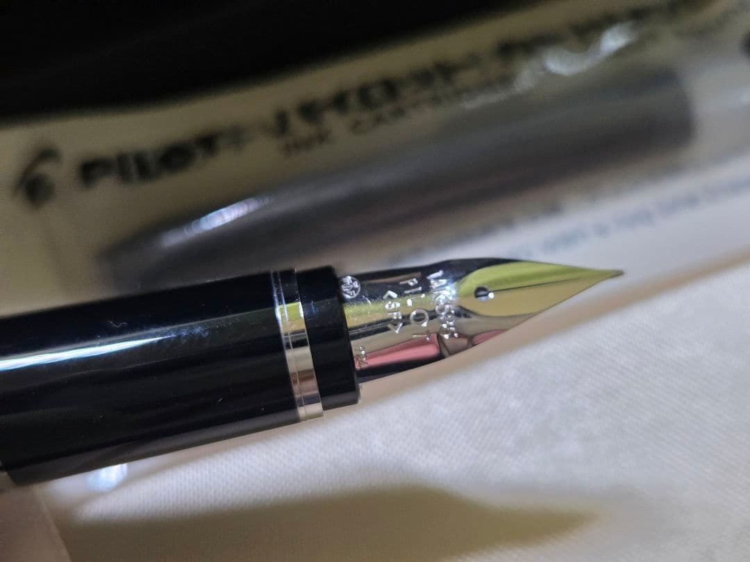 【新品未使用】PILOT エラボーSF 金属軸 ブラウン