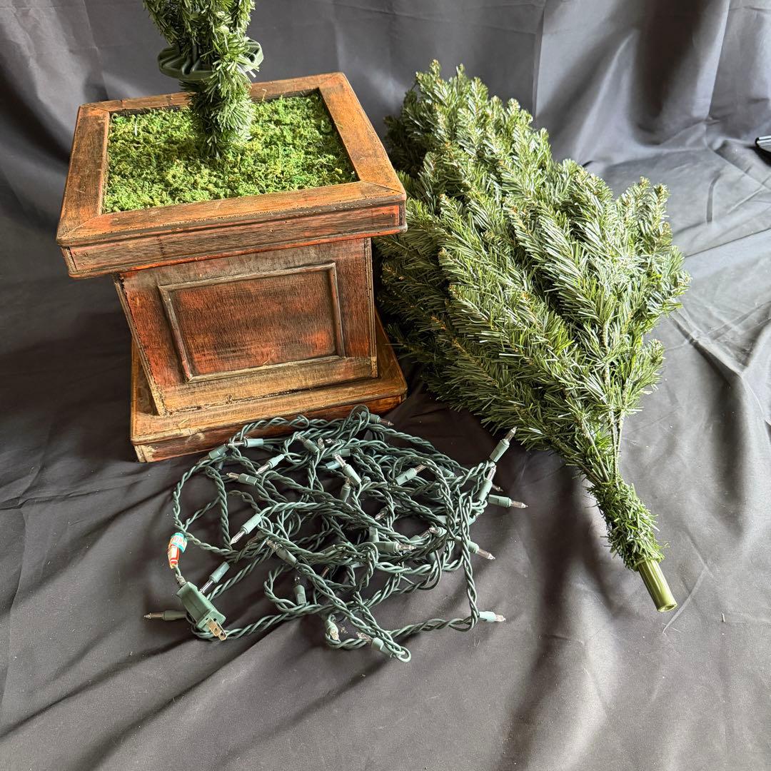 値下げ　クリスマスツリー　150cm アンティーク調 ウッドベース　幅100cm