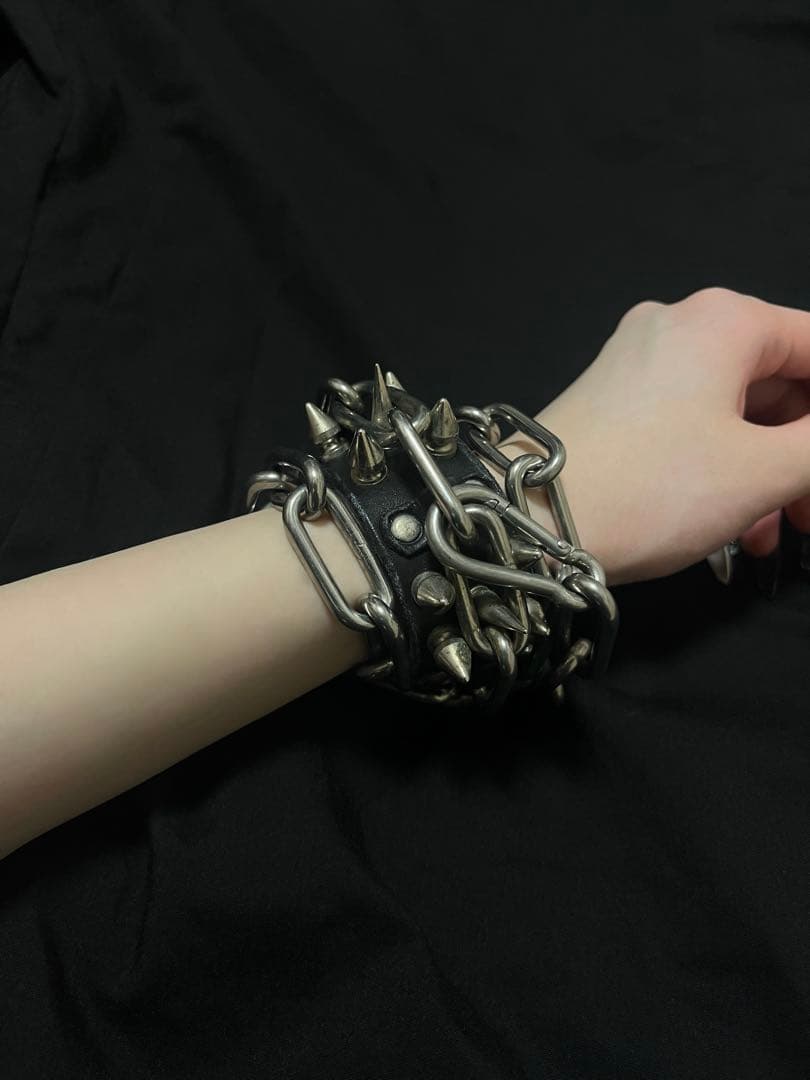 アクセサリー GINZI leather wrist band punk