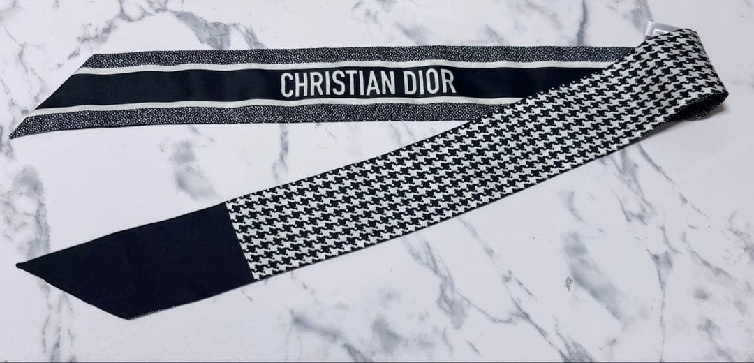 dior ディオール 30 Montaigne ミッツァ スカーフ