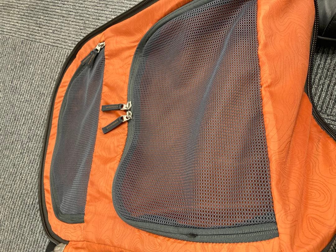 【新品未使用】Deuter カーキ スーツケース 旅行 登山バッグ 容量60L◇