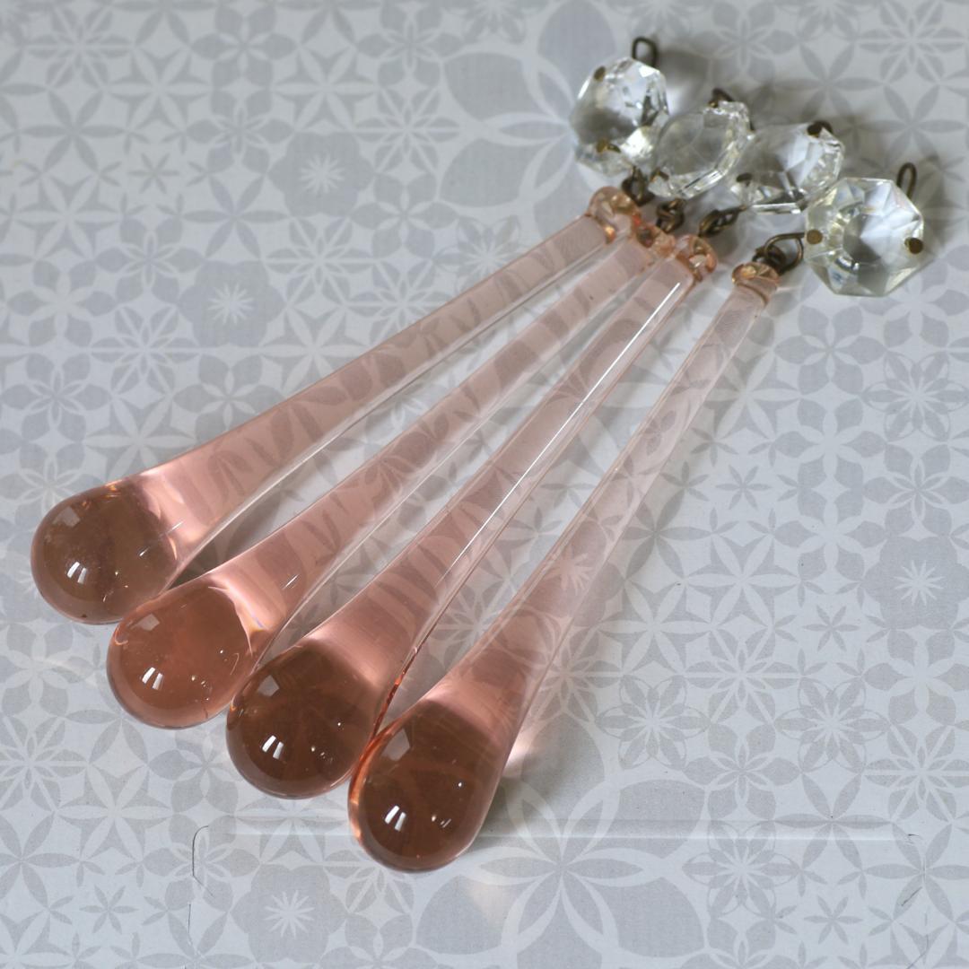 フランスアンティーク　ピンクガラスドロップ /シャンデリアシェードランプ