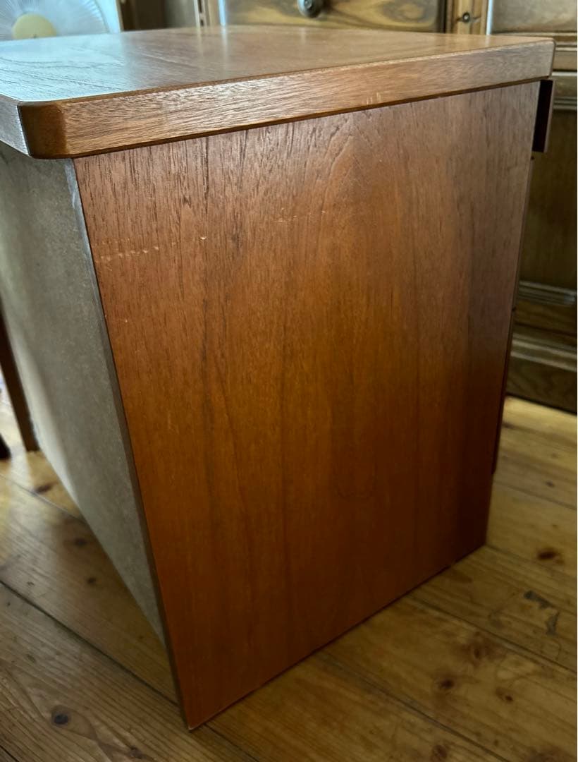 イギリス　Stag社製　チェスト　サイドチェスト