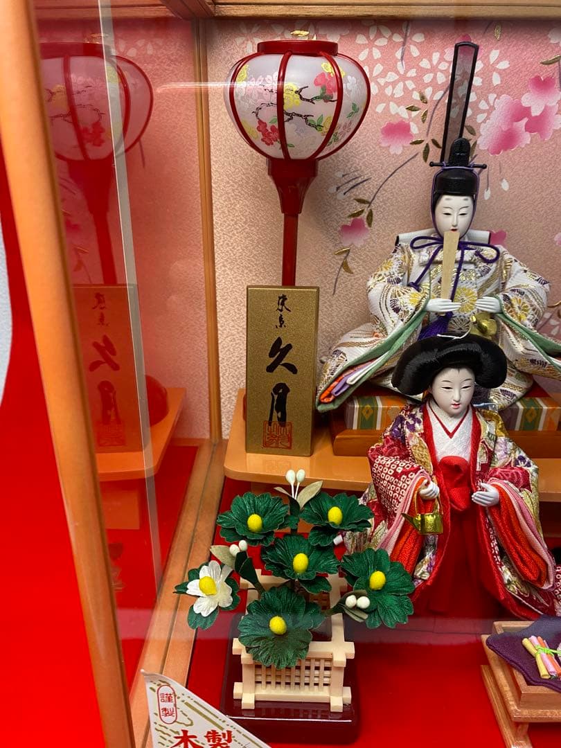 東京久月　雛人形オルゴール付き五人飾り・間口約５７×奥行約３１×高さ約３８㎝