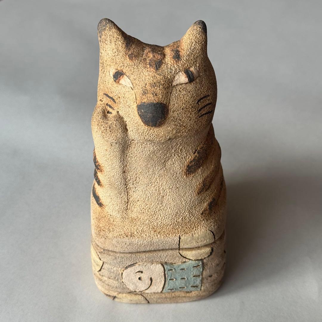長田恵さん猫の陶器の入れ物と箸置きセット