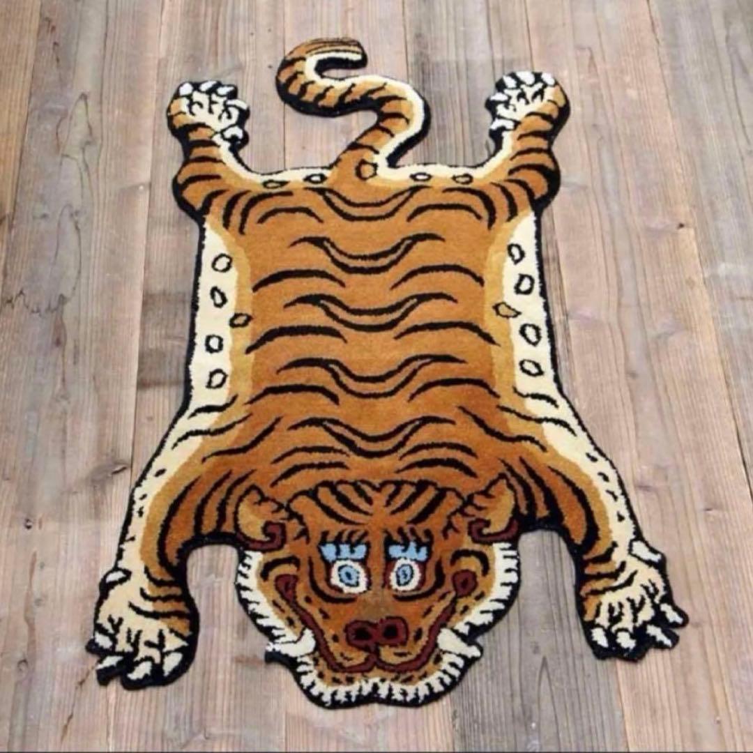 【即落札不可】チベタンタイガーラグ Sサイズ 絨毯 ラグマット トラ【新品】