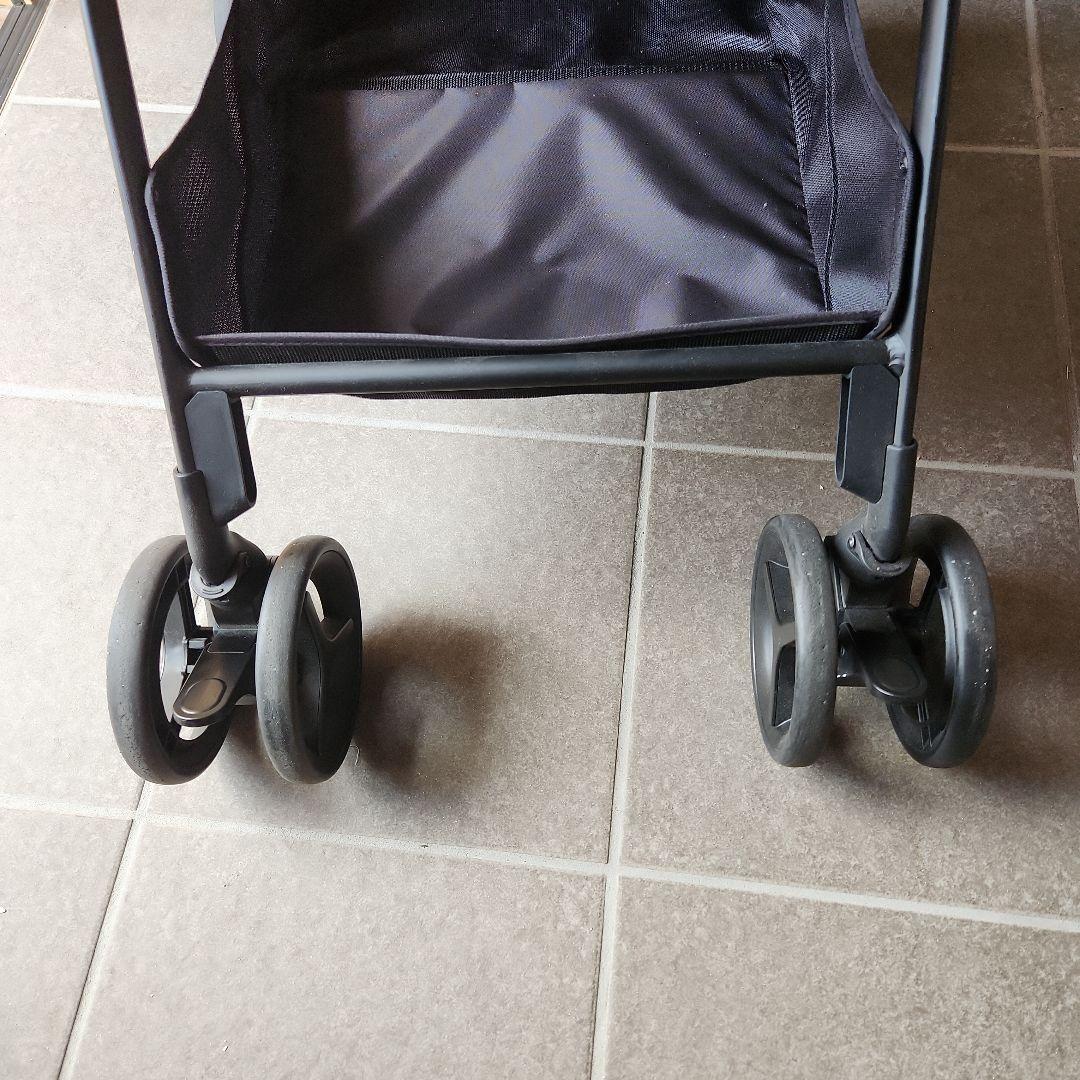 アップリカ　ベビーカー　ルンルンコンパクト