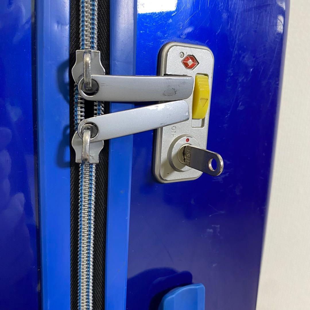 イノベーター　スーツケース　国旗デザイン　TSAロック　軽量