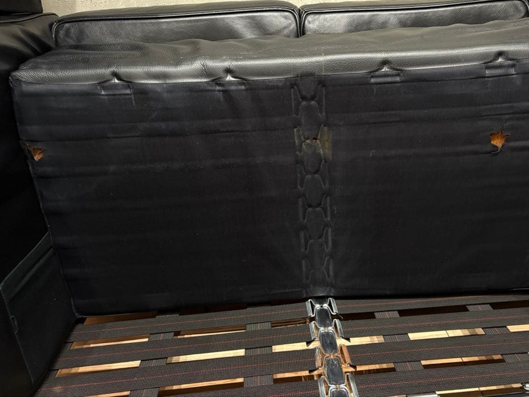 IDC大塚家具 黒総本革 LC2 ル・コルビジェ リプロダクトソファ