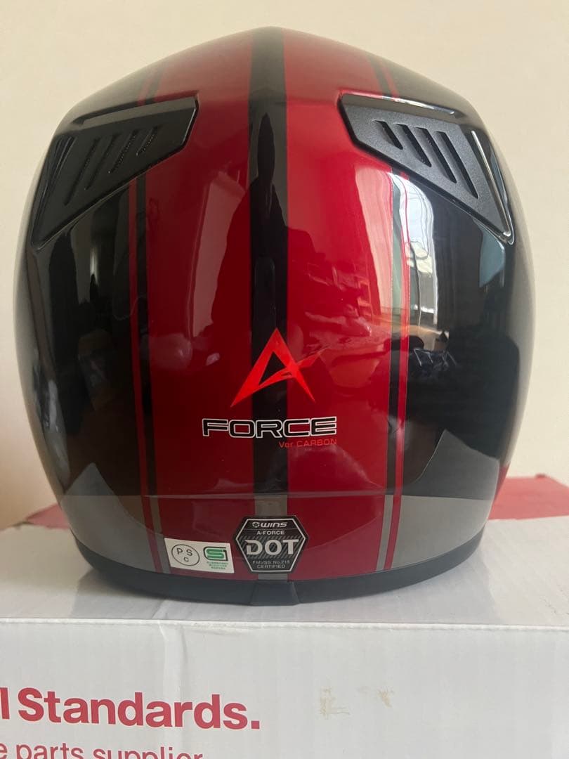 美品WINS FORCE Ver.CARBON ブラック&レッド　カーボン　XL