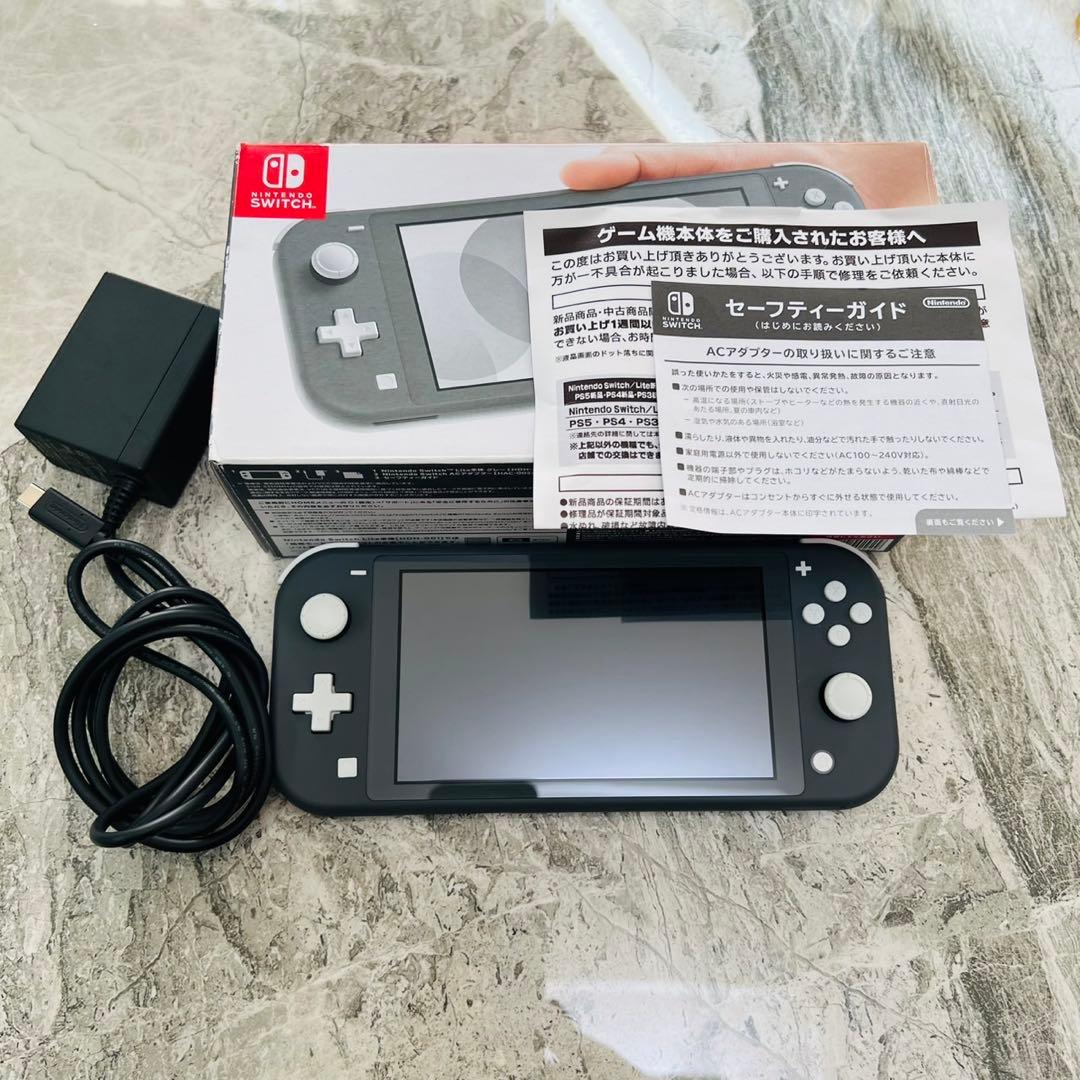 【美品・完動品】Nintendo Switch Lite ブラック 本体