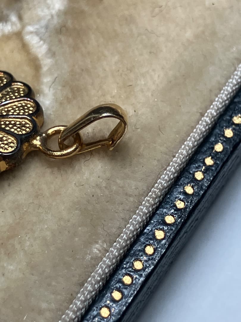 刻印 純銀 菊紋 崇 ゴールド ペンダント ケース付き