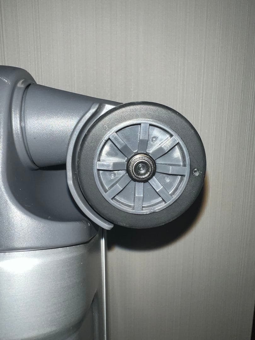 バッグ ZERO HALLIBURTON Geo Aluminum 3.0 83L