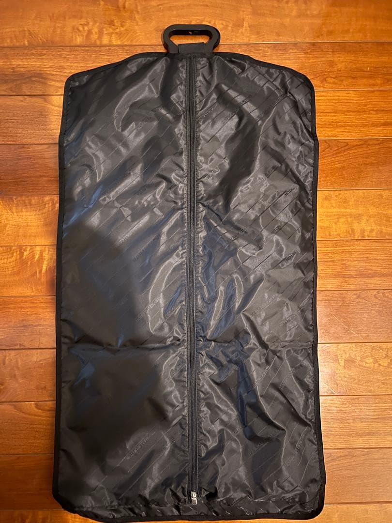 バッグ ZERO HALLIBURTON Geo Aluminum 3.0 83L