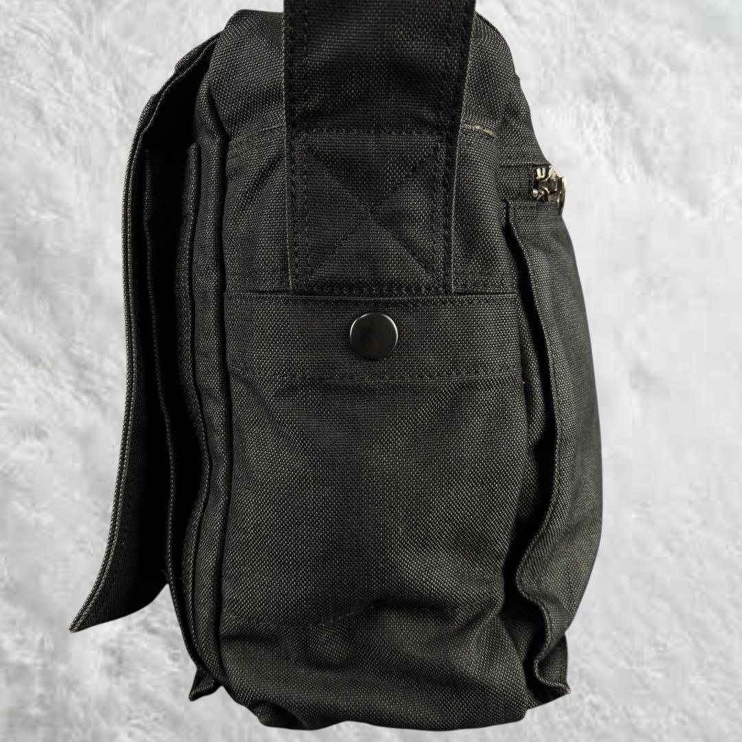 whitewhite0831スモーキー　メッセンジャーバッグ　ブラック